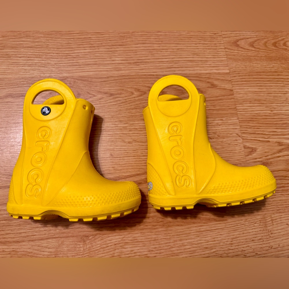 Crocs Handle It Rain Boots Size 7